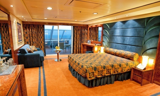 MSC Divina Yacht Club Suite.